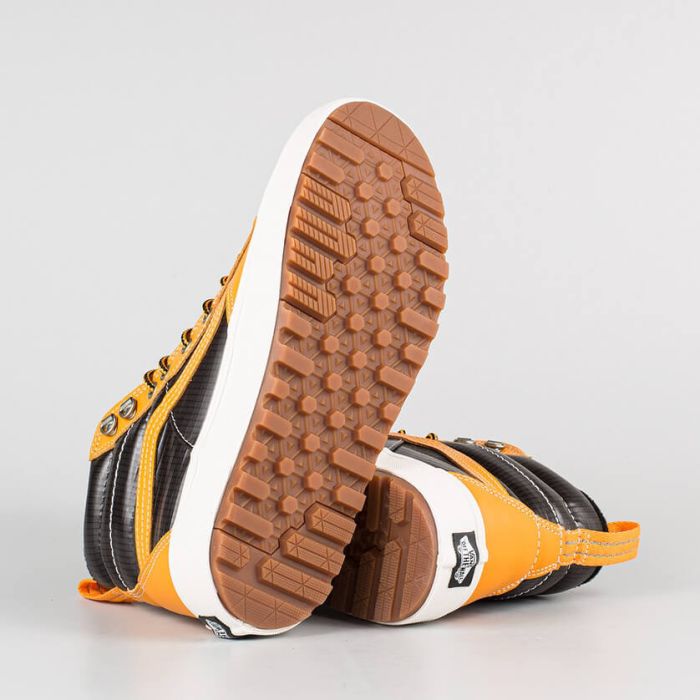 Vans Sk8-Hi MTE 2.0 DX Apricot/Black