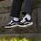 Vans Ultrarange Neo VR3 Black/White