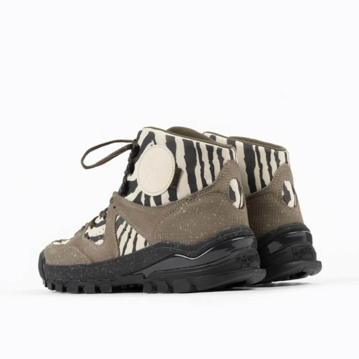 Vans Vault x Taka Hayashi AMZN TRL LX (Suede/Nubuck) Zebra/Fossil